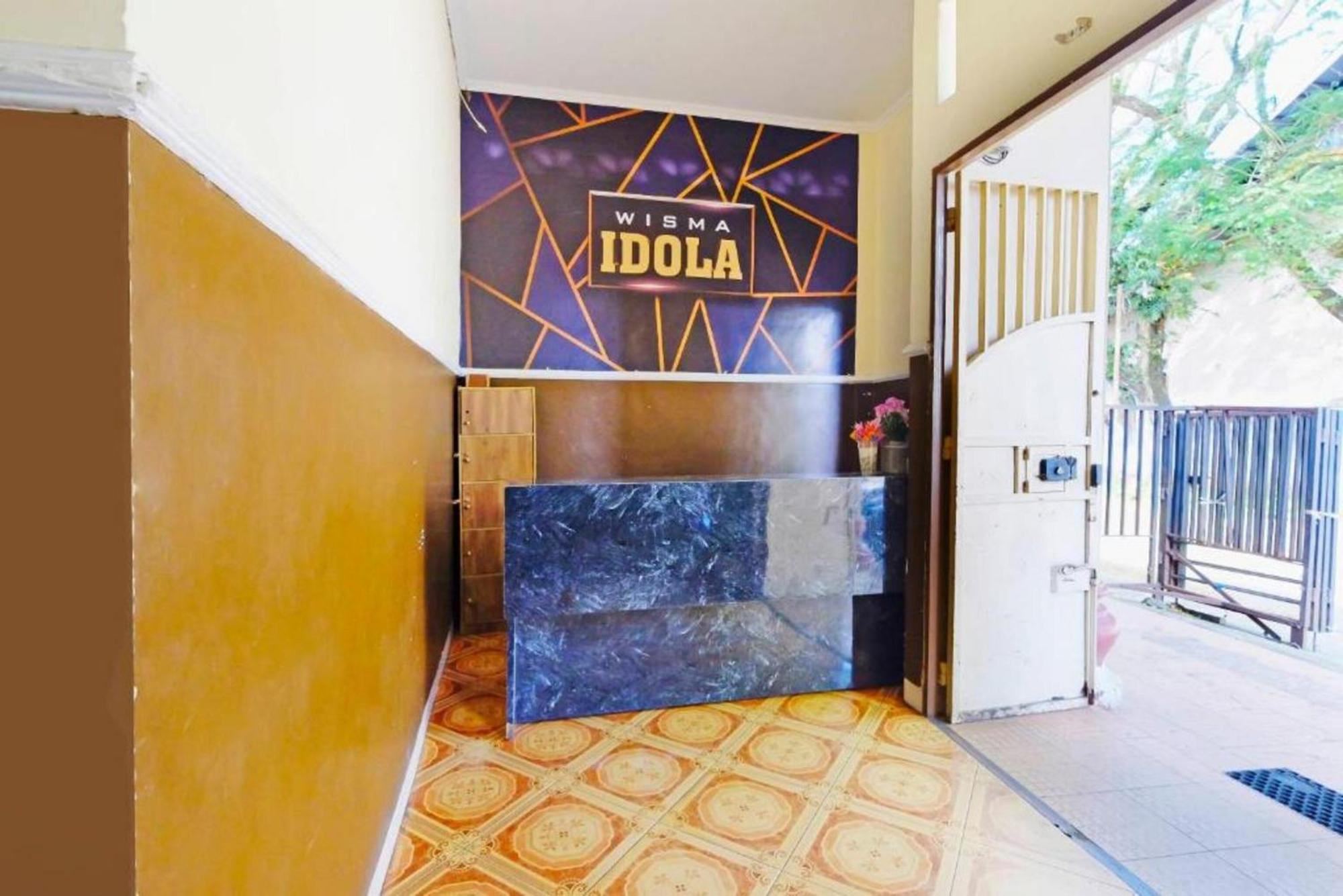 Wisma Idola Palopo Экстерьер фото