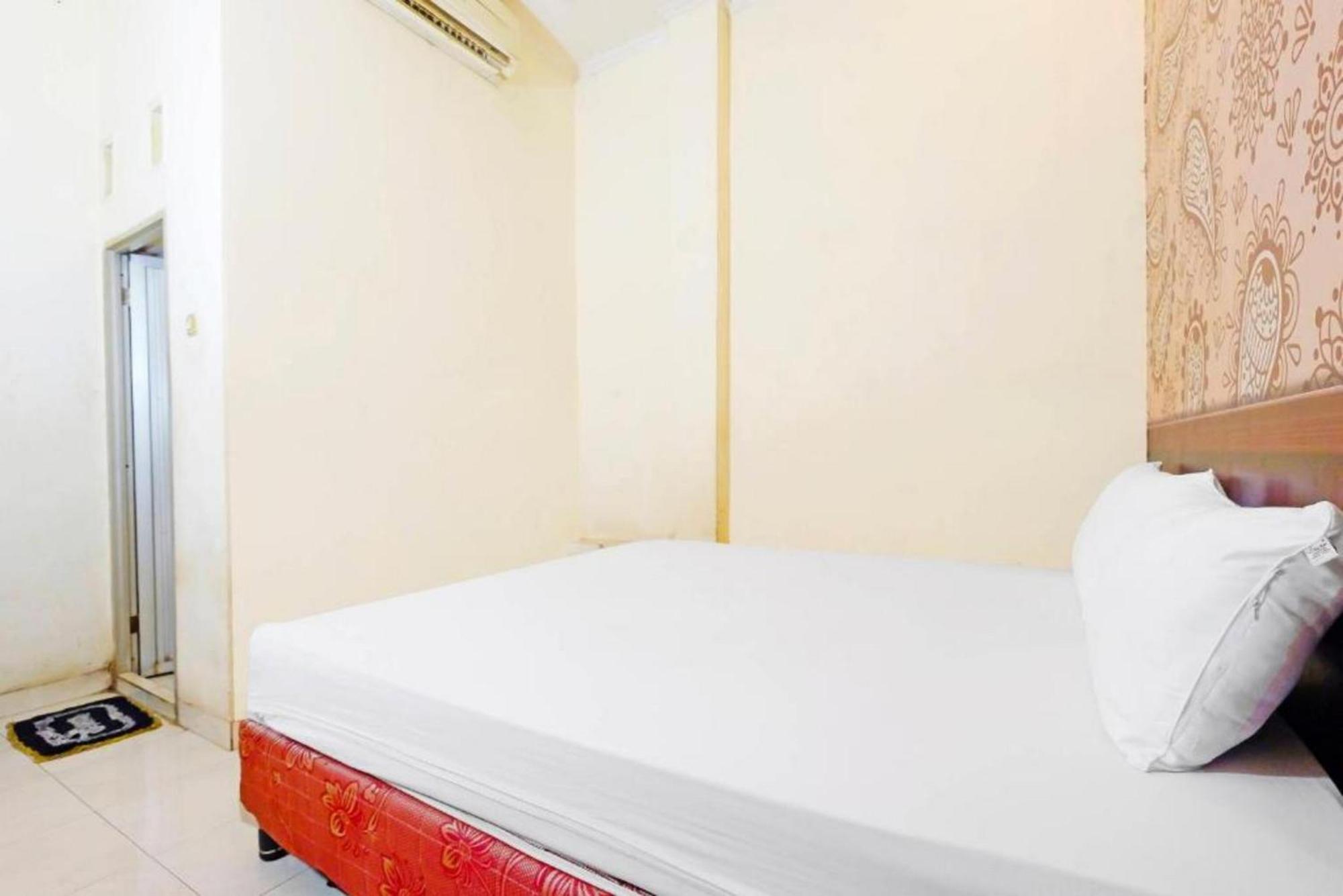 Wisma Idola Palopo Экстерьер фото